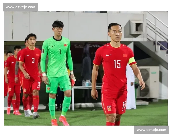 足球伤病因素如何左右比赛走势与球队胜负格局的深度影响分析